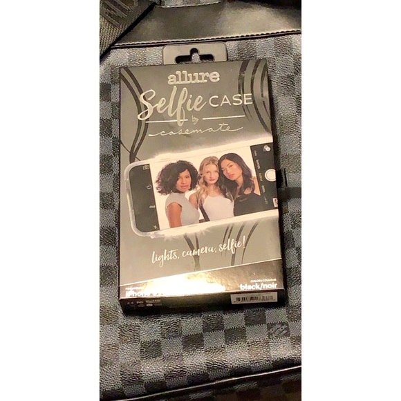 Selfie Light Case iPhone 6+/7+/8+ by Casemate 🤳🏼 - Picture 2 of 5